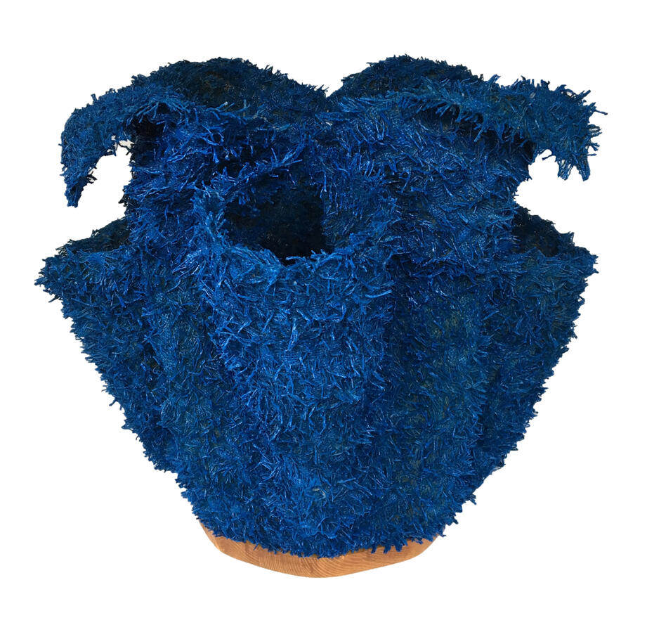 Illuminate 22.5" W x 16.5" H x 19.5" D